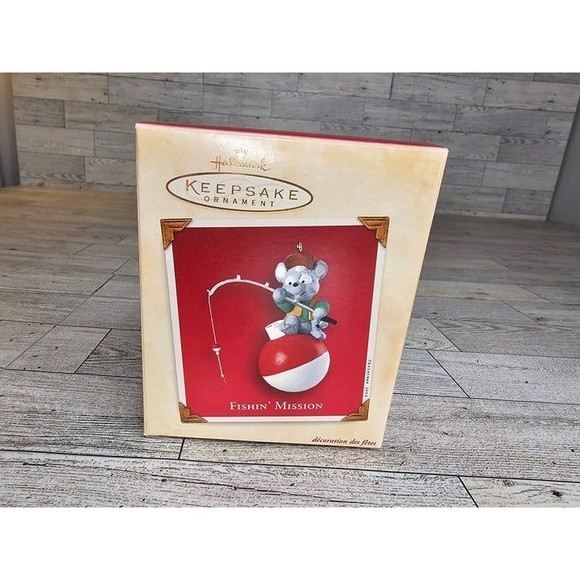 Hallmark Keepsake Ornaments "Fishin' Mission" (2002) NIB - Picture 1 of 5